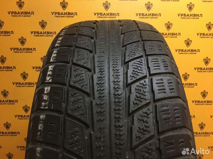 Triangle TR777 215/55 R17 94Q