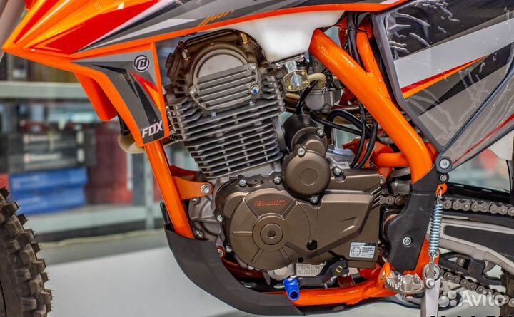 Мотоцикл regulmoto holeshot