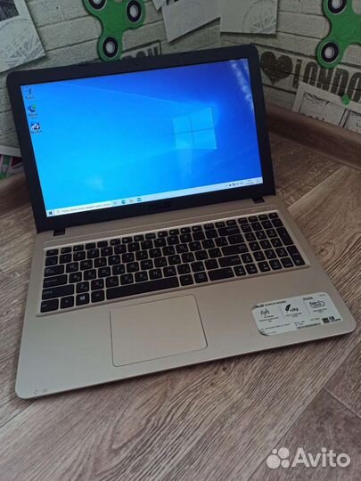 Современный ноутбук asus 15.6