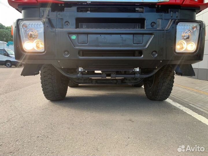 IVECO-Hongyan 8x4 (CQ1314/3304/3314), 2022