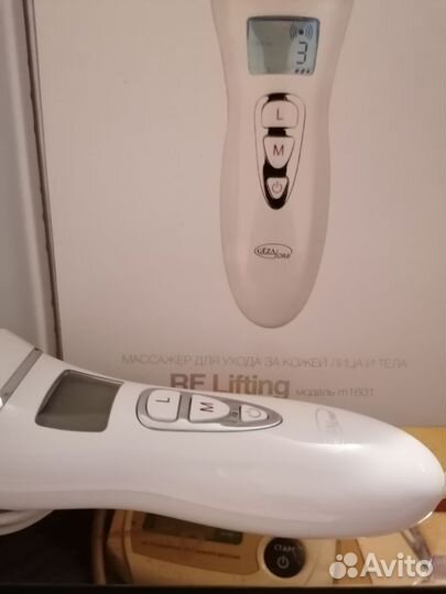 Массажер для лица RF-лифтинг