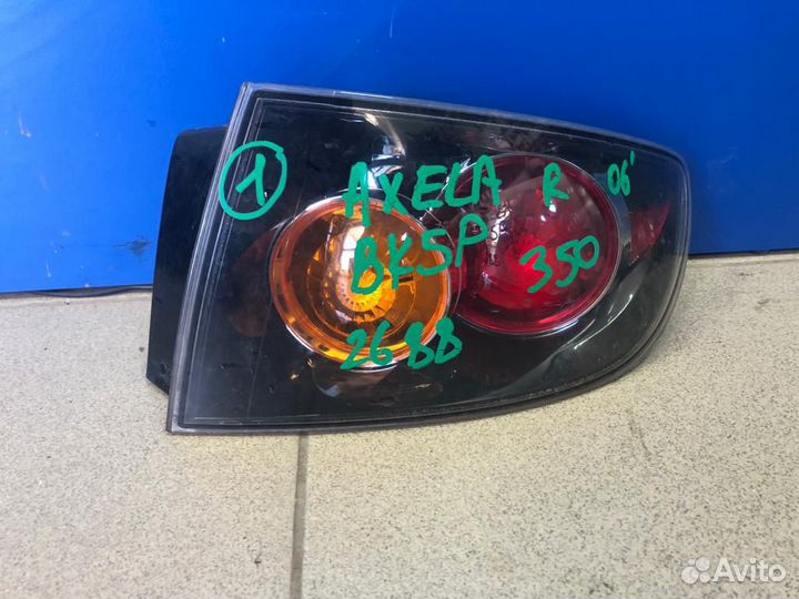 Фонарь правый на Mazda 3 bk до 2009