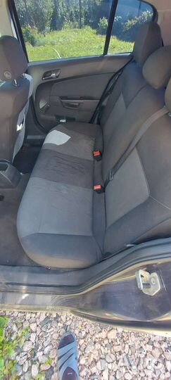 Сиденья opel astra h