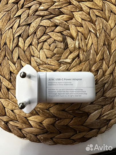 Блок питания для macbook 61W