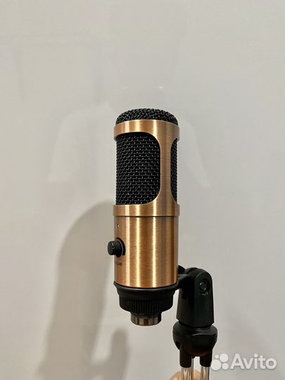 Микрофон конденсаторный