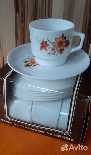 Чашки с блюдцем