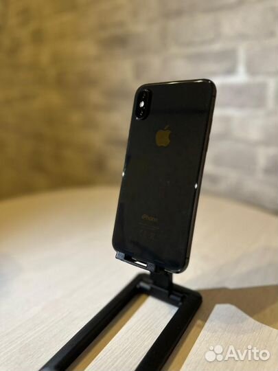 iPhone Xs, 64 ГБ