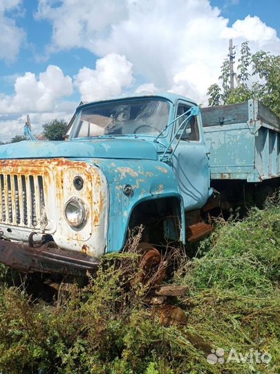 Двигатель газ 51 с кабиной