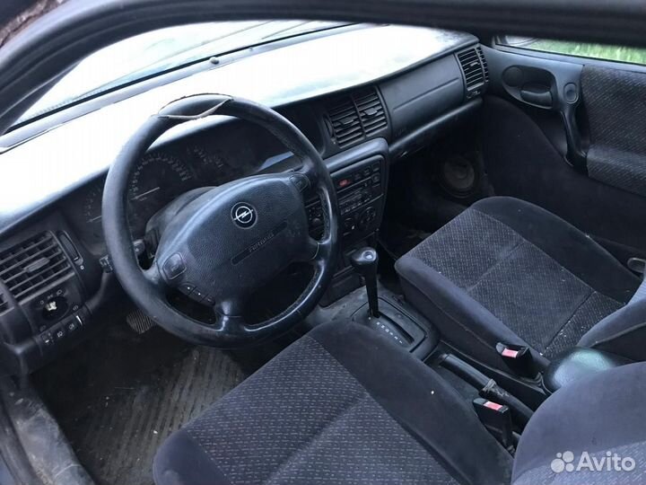 Двери на opel vectra б