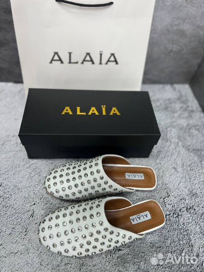 Мюли шлепки со стразами Alaia