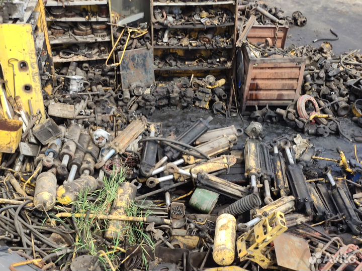 Гидроцилиндр на Кировец