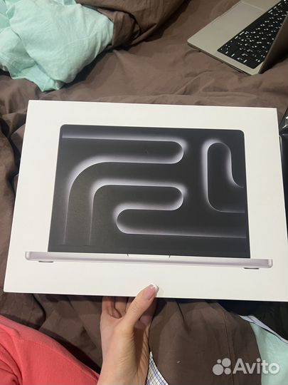 Apple macbook pro 14 m3 8/512 gb
