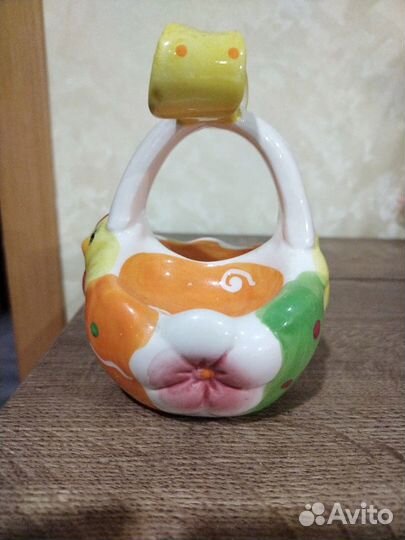 Подставка для пасхальных яиц