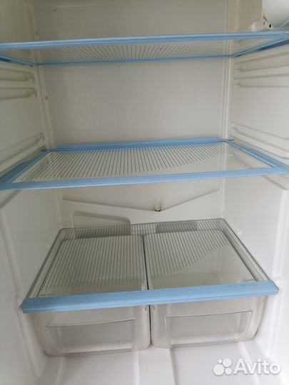 Холодильник бу indesit