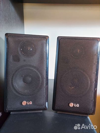 Домашний кинотеатр LG HLT-55W