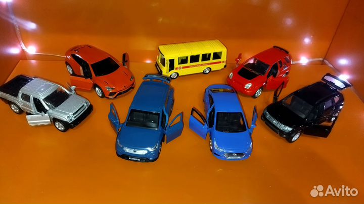 Машинки металлические пакетом