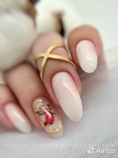 Маникюр,педикюр