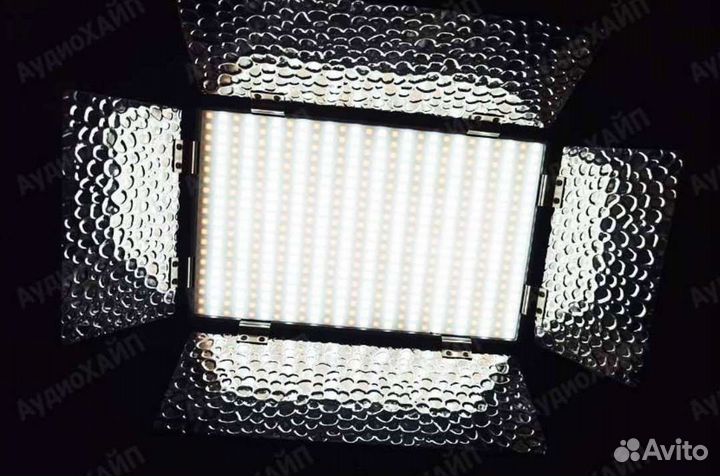 Видеосвет 640