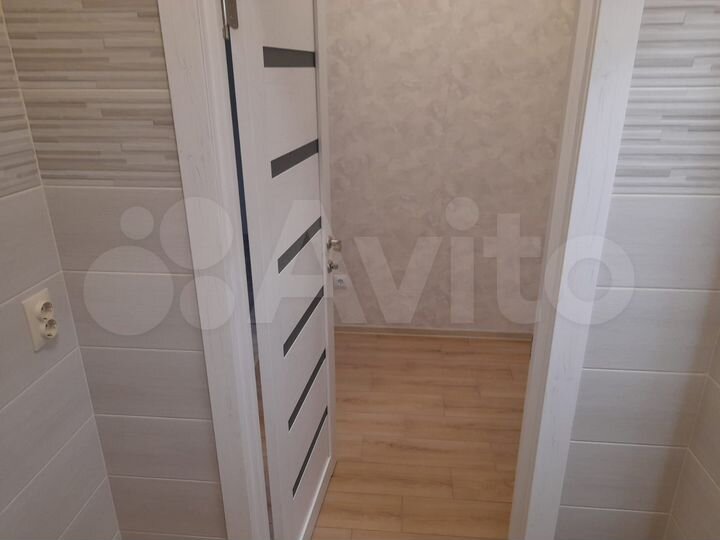 1-к. квартира, 33,3 м², 8/12 эт.