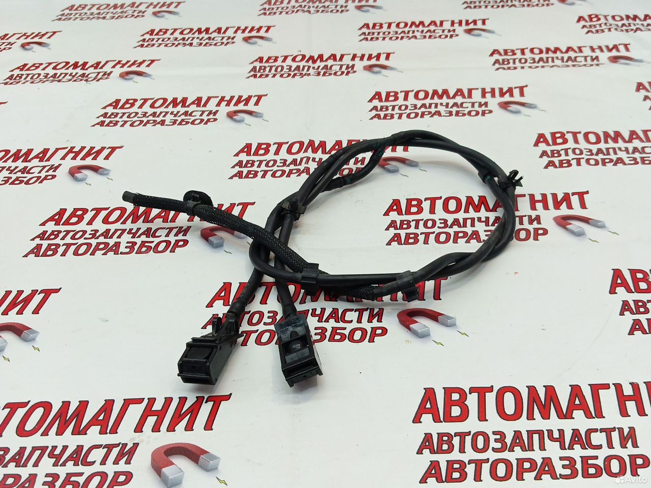 Форсунка омывателя лобового стекла Bestune T77