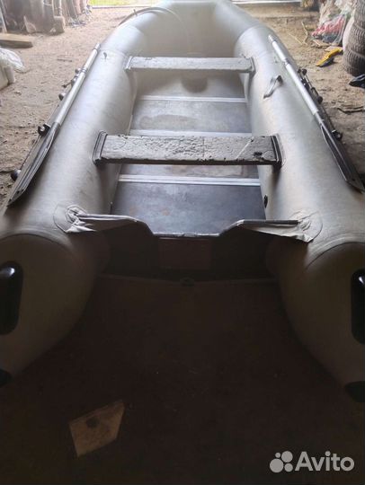 Надувная лодка