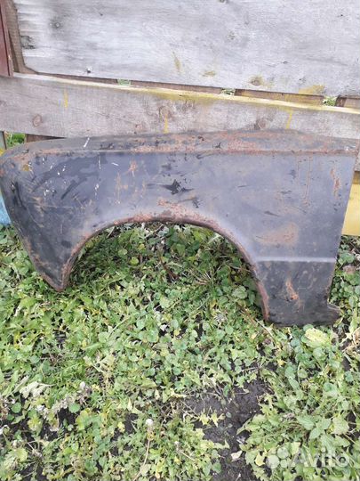 Крыло левое