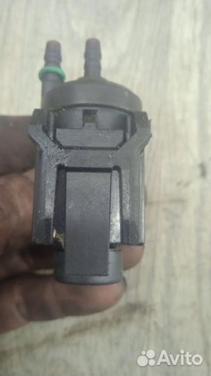 Клапан рециркуляции BMW F16 7609210