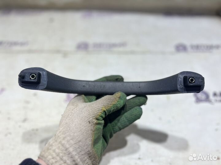 Ручка потолка задняя левая Mercedes W210