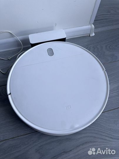 Робот пылесос xiaomi mi robot vacuum mop essential