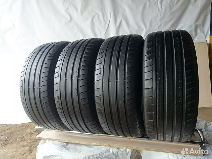 Dunlop SP Sport Maxx GT 255/40 R21