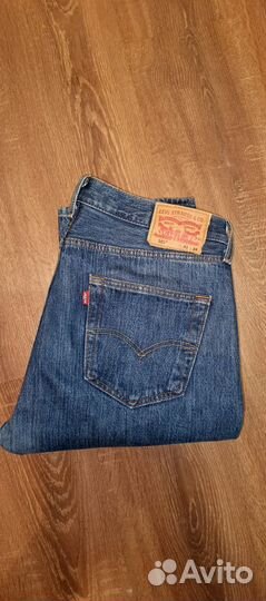 Мужские джинсы levis 501