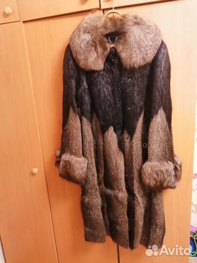 Продам шубу из нутрия