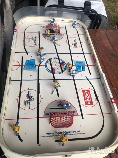 Настольный аэрохоккей