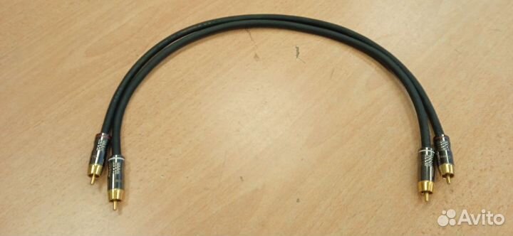 Кабель межблочный RCA. Monster Cable