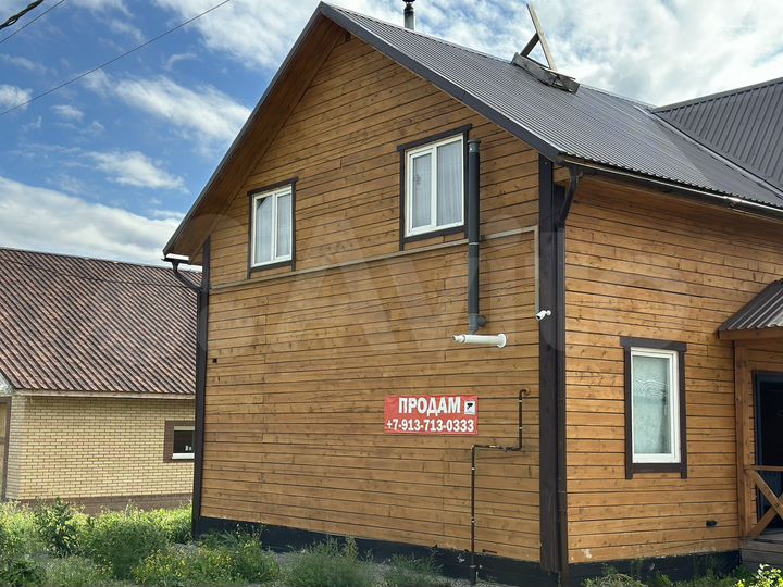 Коттедж 178 м² на участке 10 сот.