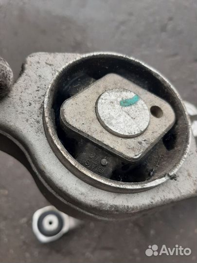 Рычаг подвески передний левый Mercedes Gls X166