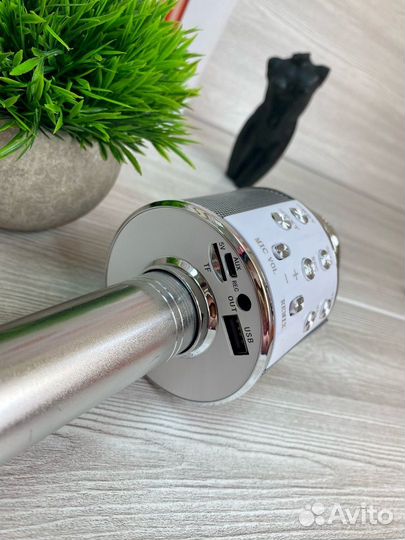 Караоке микрофон с изменением голоса