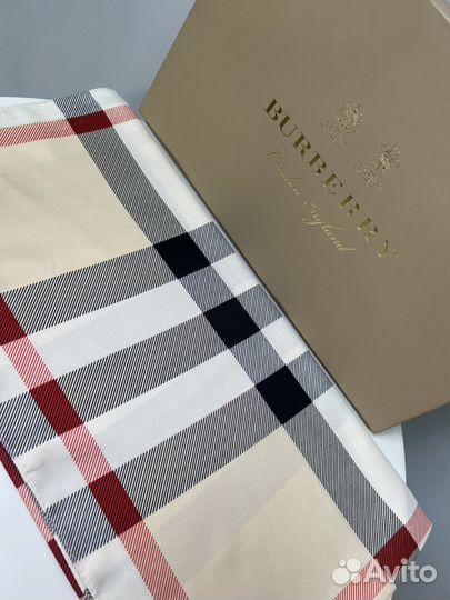 Платок Burberry