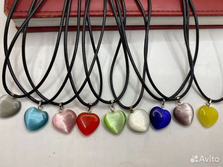 Кулон из натурального камня кристалл и сердце