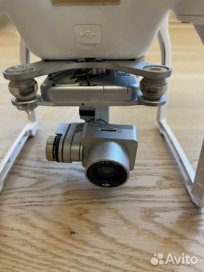Phantom 3 SE квадрокоптер