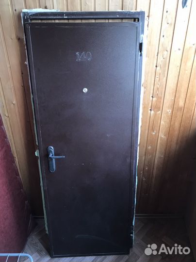 Дверь входная металлическая