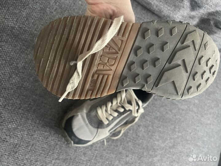 Кроссовки zara 33