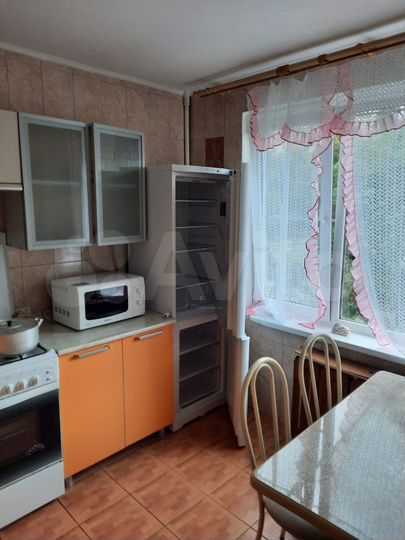 2-к. квартира, 53 м², 1/5 эт.