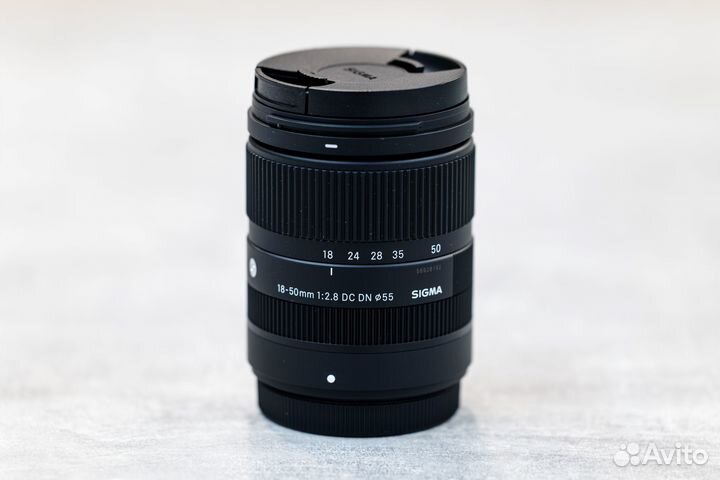 Объектив Sigma 18-50mm F/2.8 DC DN Contemporary Fu