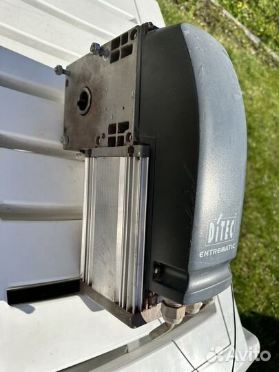 Привод ditec для автоматических секционных,ворот