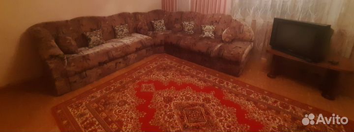 Угловой диван бу