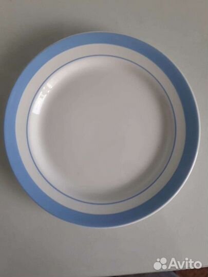 Тарелки плоские