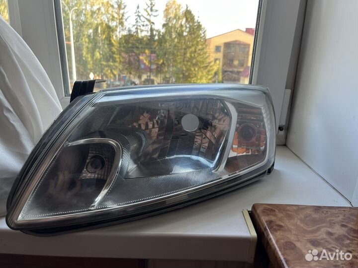 Фары на гранту 2190