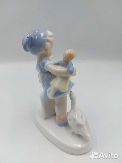 Винтажная статуэтка 