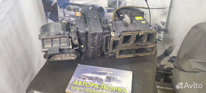 Корпус отопителя Nissan Primera P11